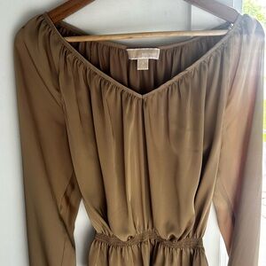 Michael Kors Long Sleeve top in Tan